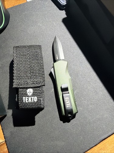 Tekto spry badger otf - tekto,